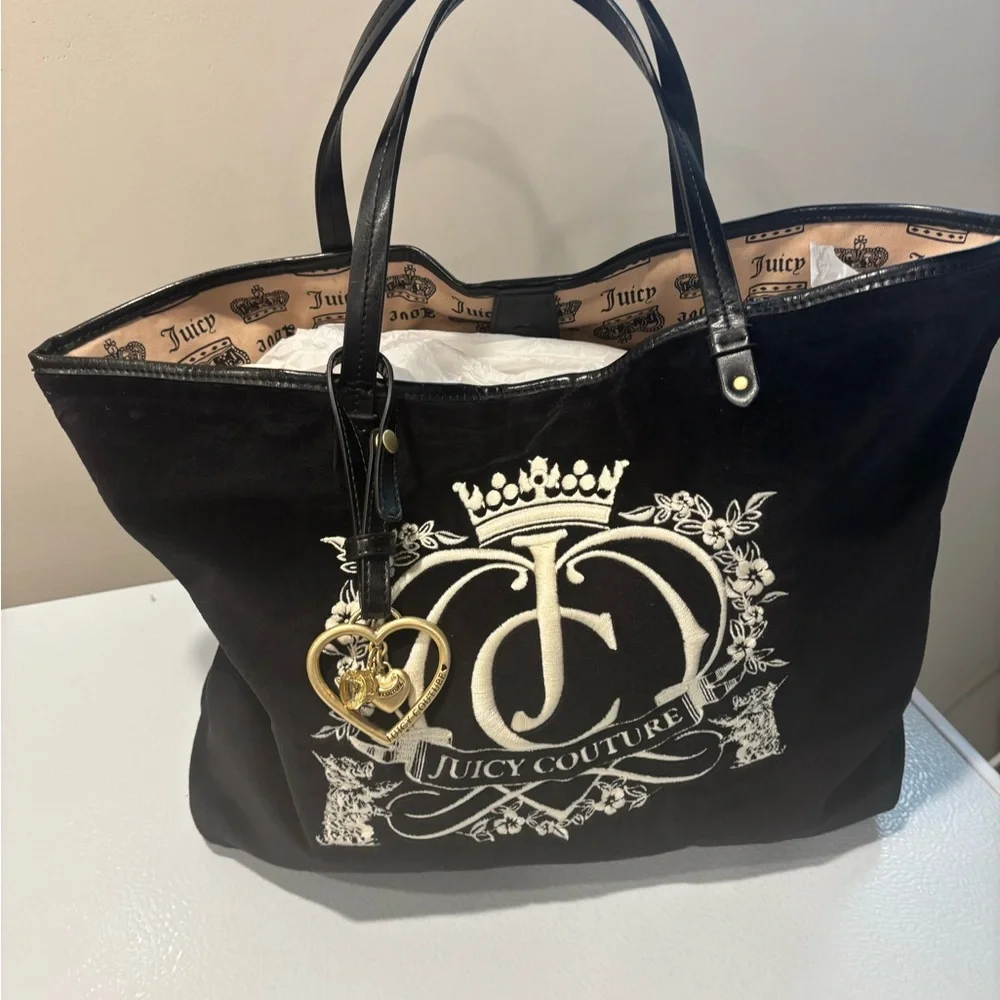 Juicy Couture Black Velour Scottie Handbag and Wallet Bundle